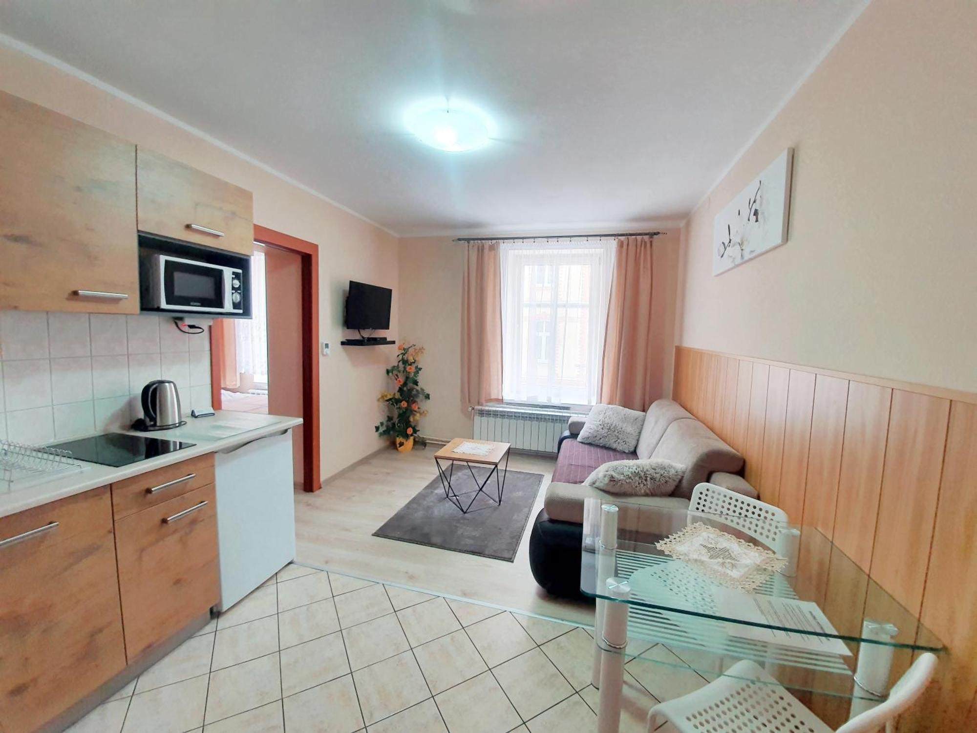 Aparthouse Centrum - In The Center Near The Train Station Kattowitz