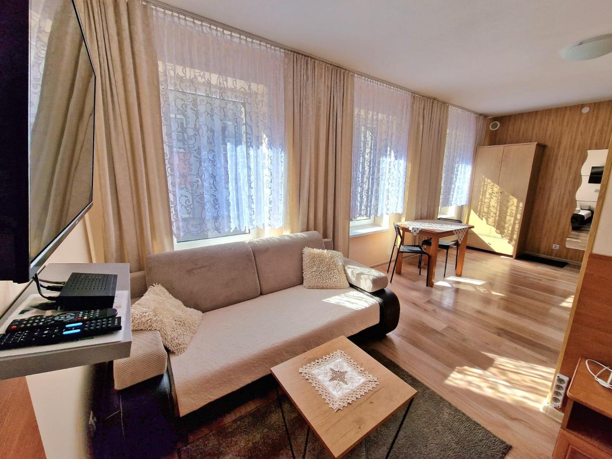 Apartment Aparthouse Centrum - In The Center Near The Train Station Kattowitz