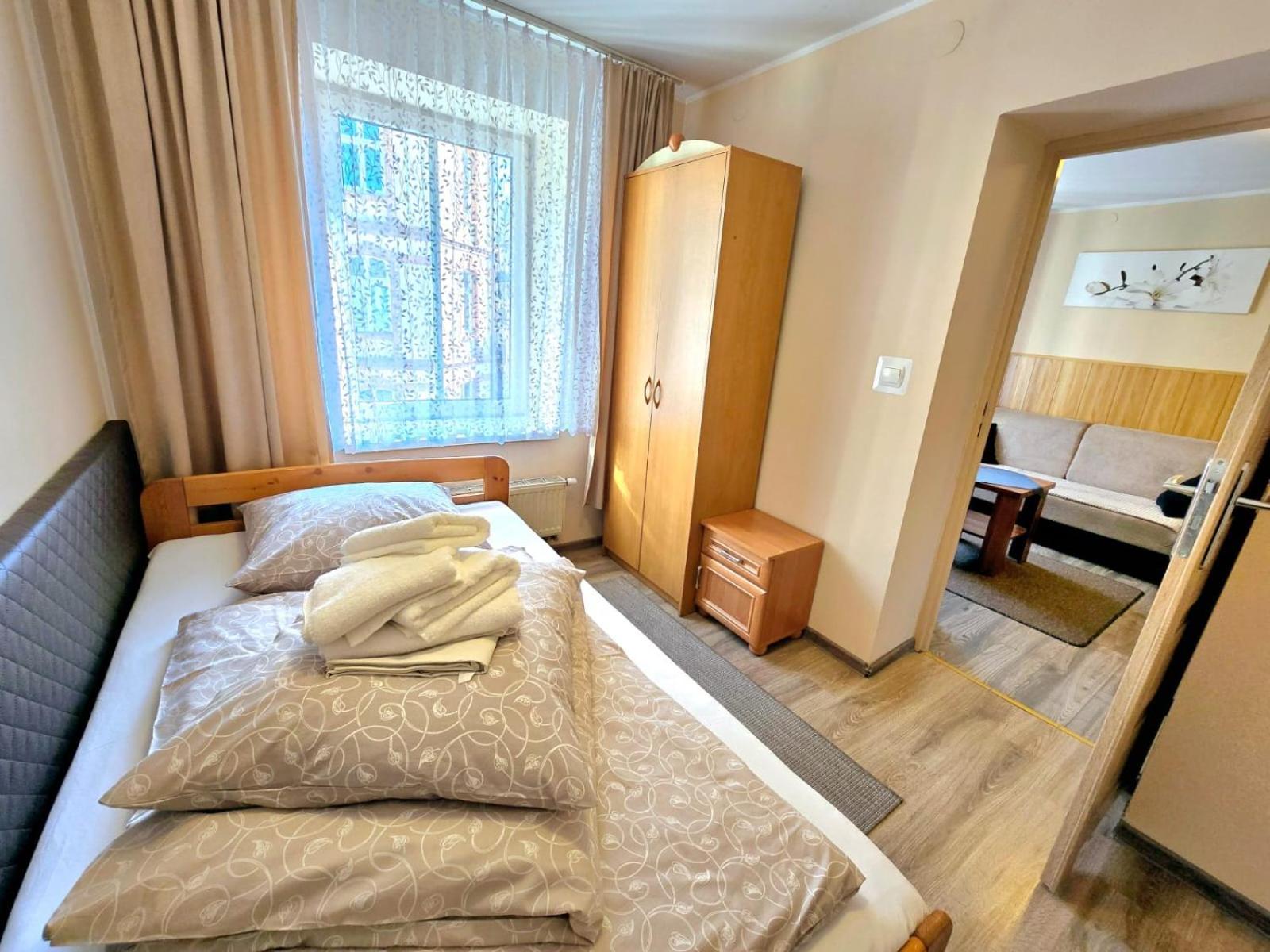 Aparthouse Centrum - In The Center Near The Train Station Apartment *